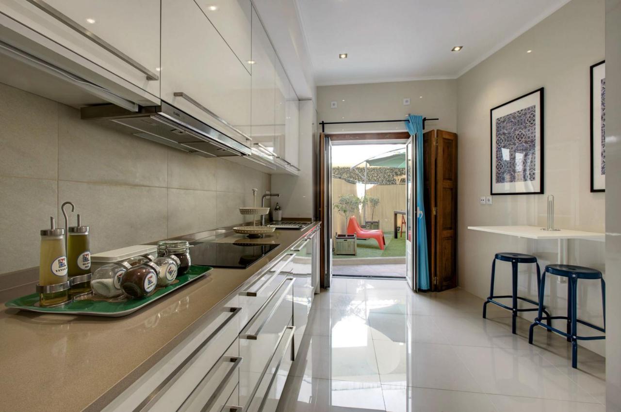 Localtraveling Cathedral & Castle - Family Apartments Lisboa Extérieur photo